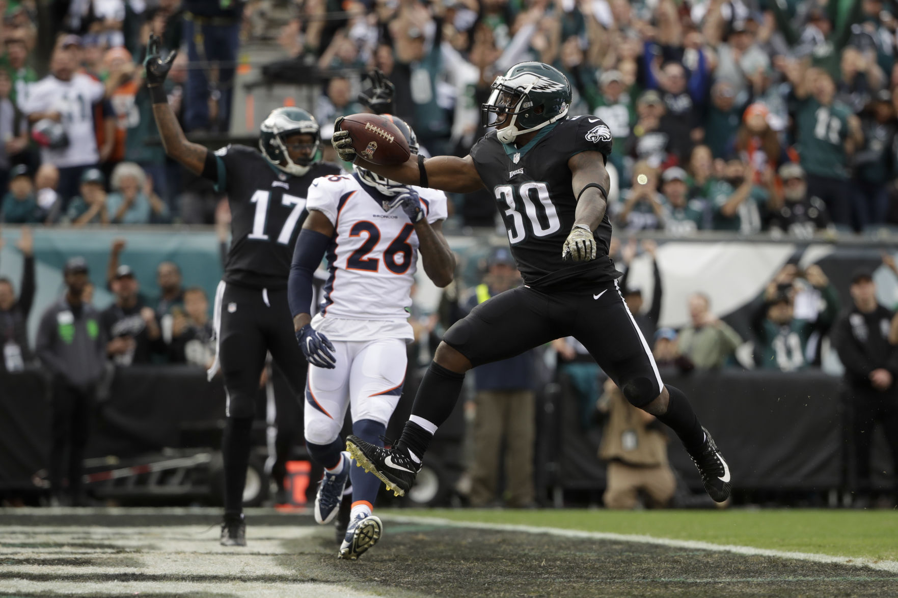 COREY CLEMENT - EAGLES